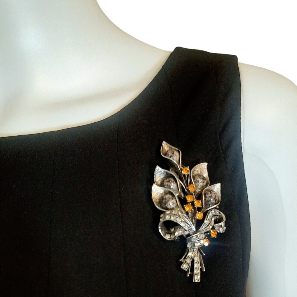 Vintage Calla Lily Bouquet Faux Obsidian Rhinestone Antique Silver-Tone Brooch